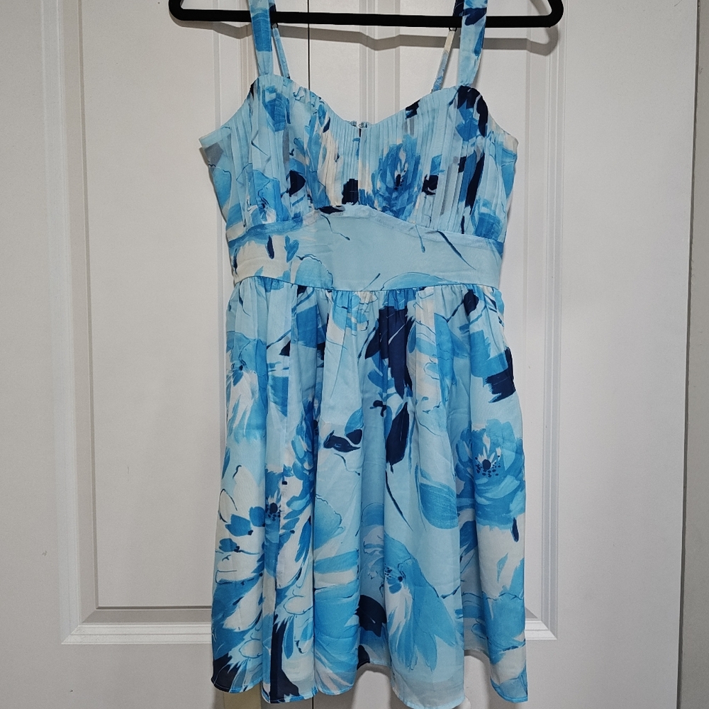 NWT Abercrombie Floral Dress